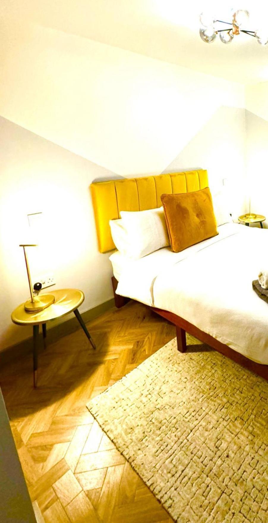 Urban Pod Hotel *